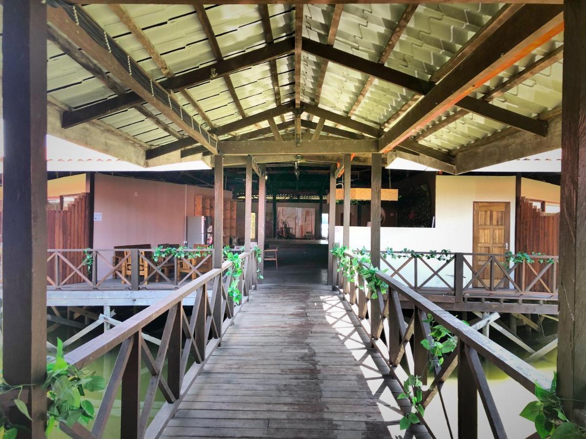 Gayang Friendly Water House Homestay Кота-Кинабалу Экстерьер фото