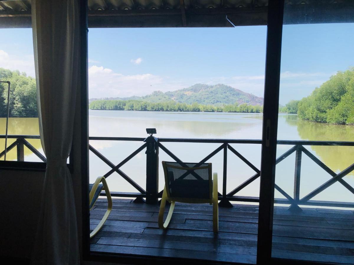 Gayang Friendly Water House Homestay Кота-Кинабалу Экстерьер фото