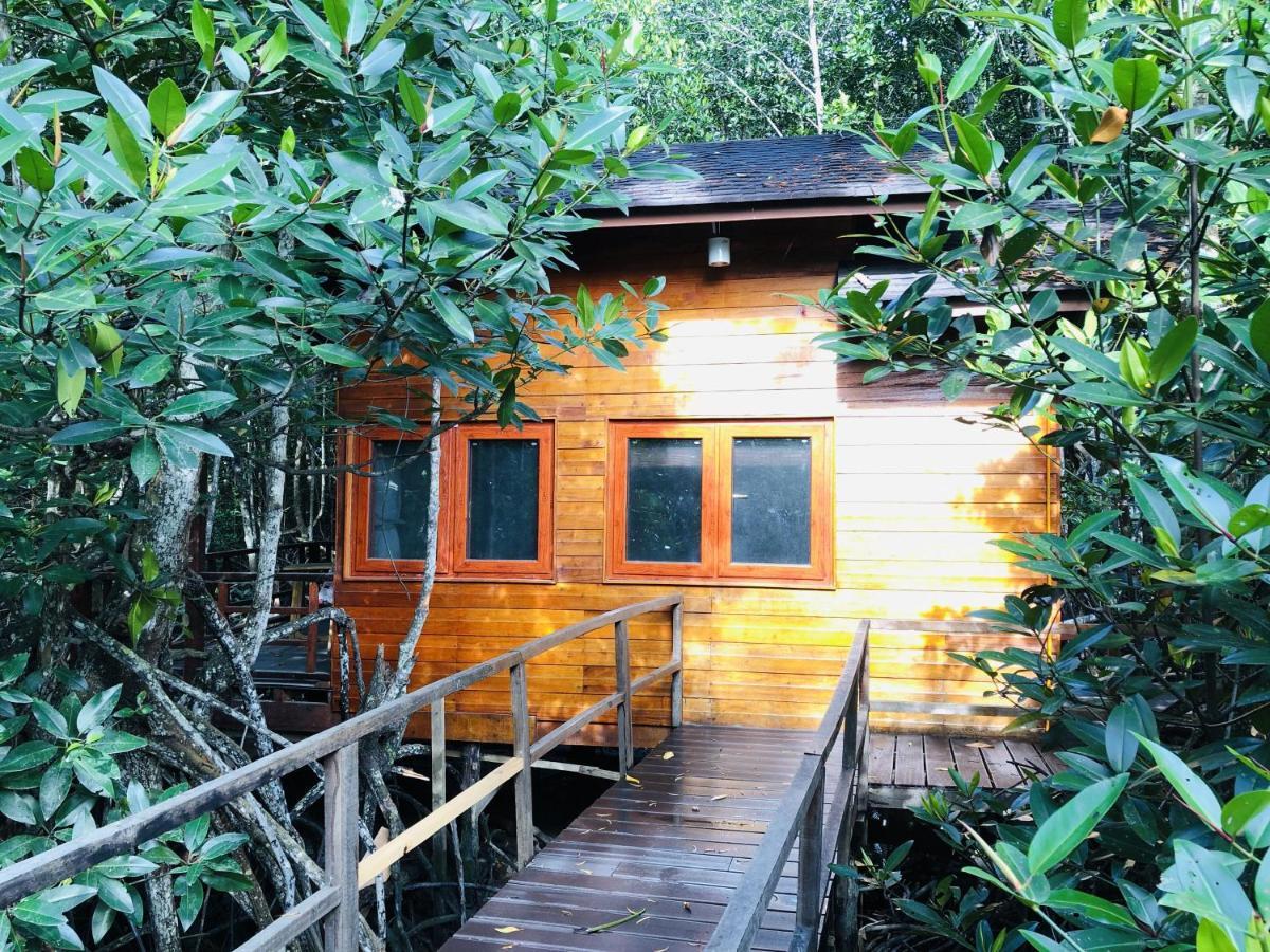 Gayang Friendly Water House Homestay Кота-Кинабалу Экстерьер фото