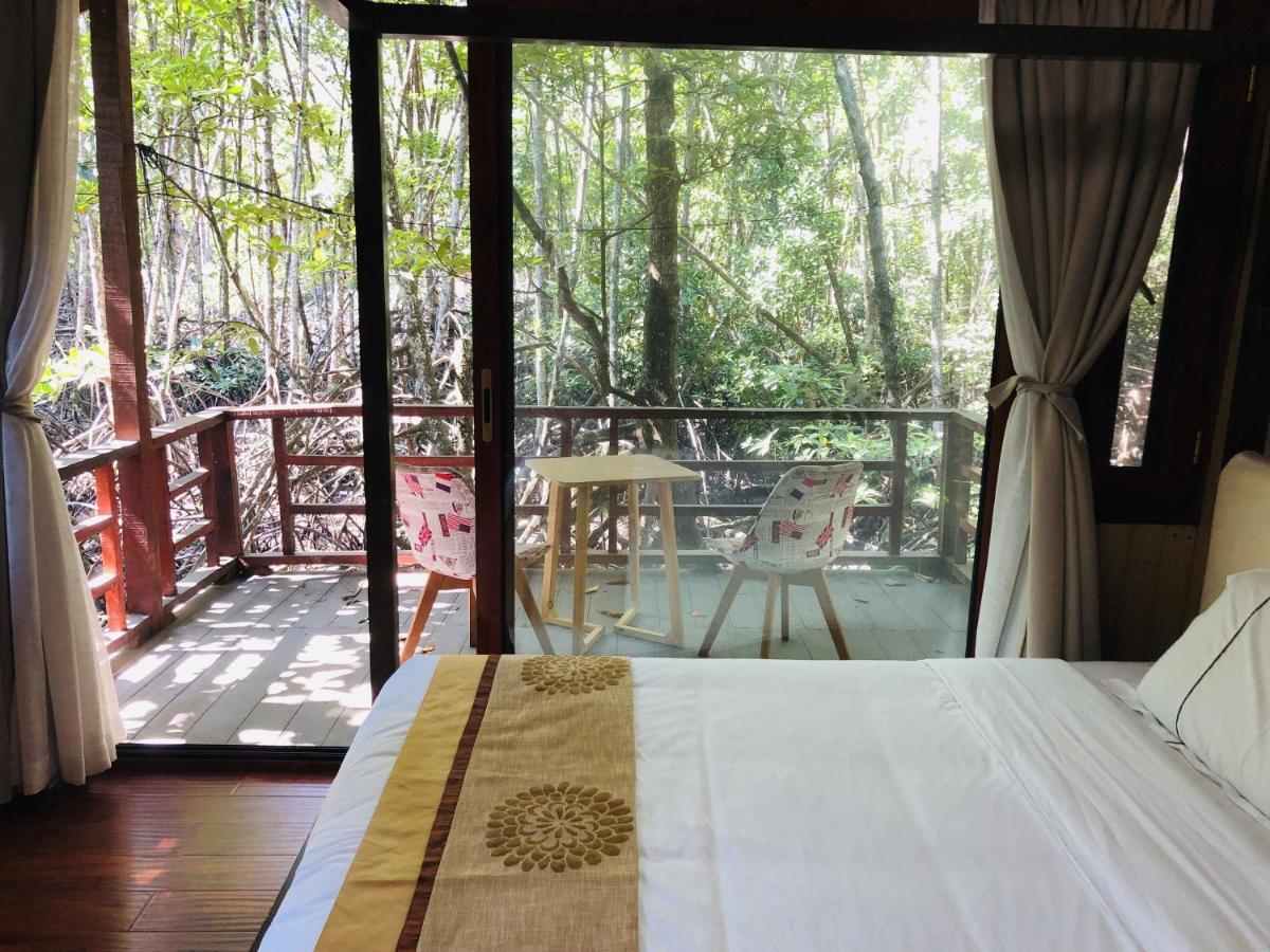 Gayang Friendly Water House Homestay Кота-Кинабалу Экстерьер фото