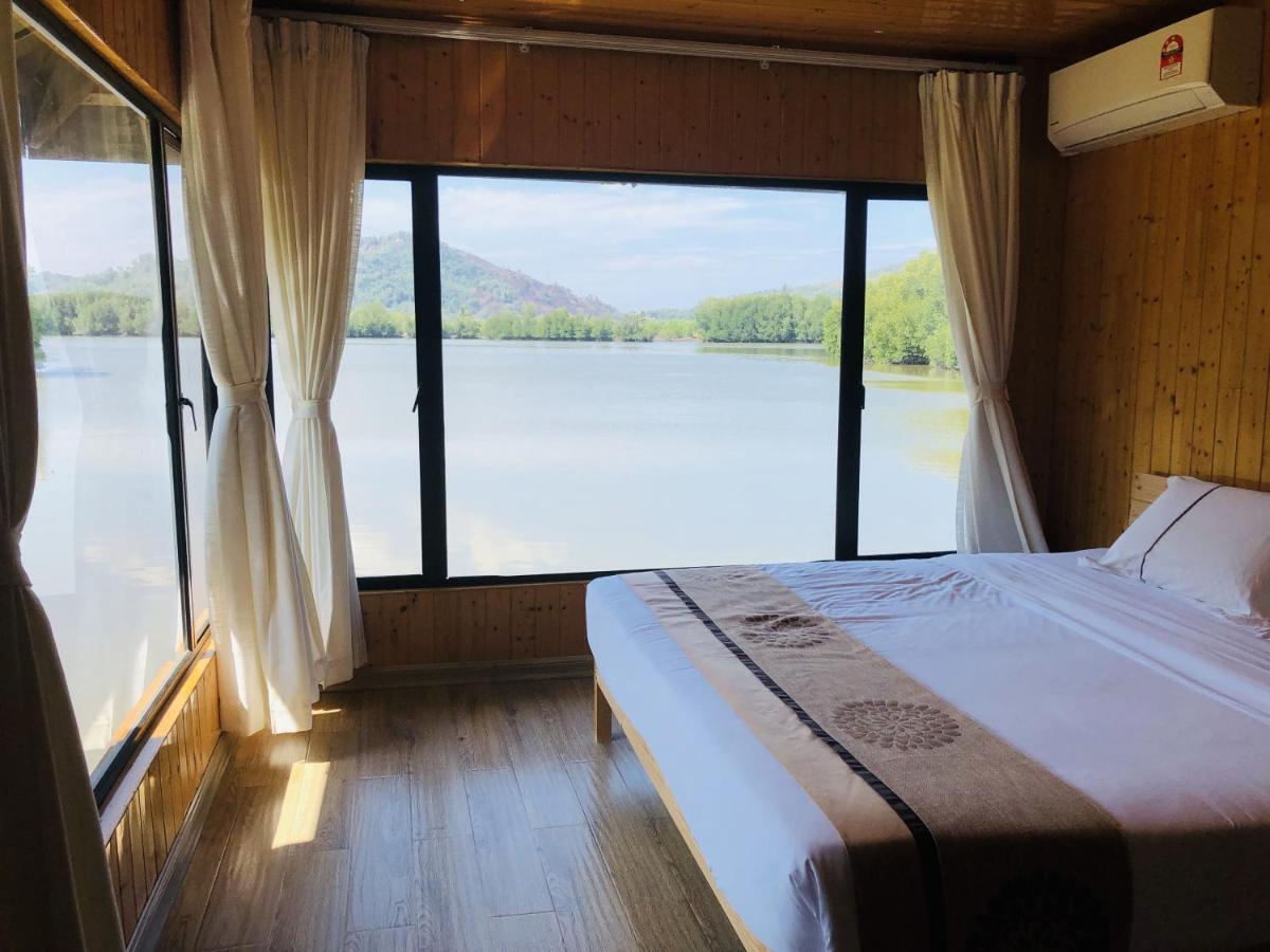 Gayang Friendly Water House Homestay Кота-Кинабалу Экстерьер фото